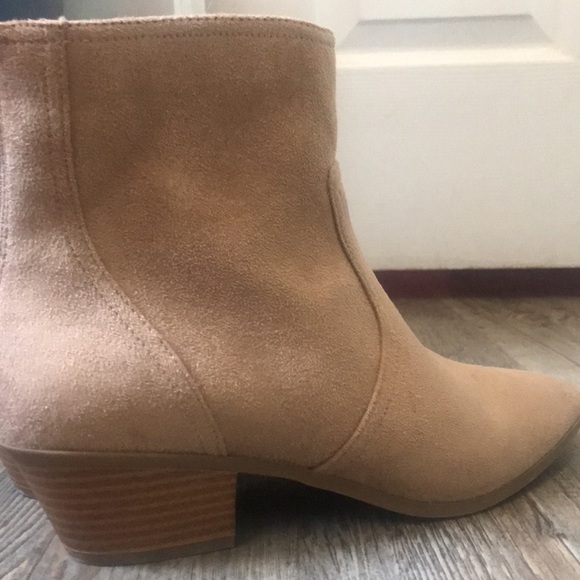 Only wore them once never again after that so they are in very good shape - Picture 6 of 6